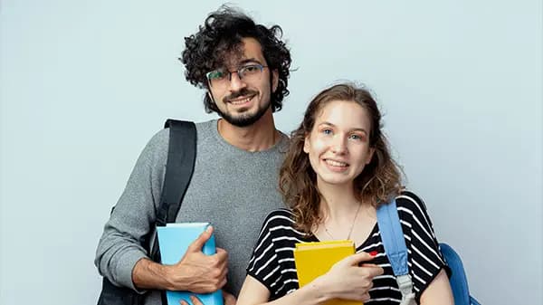 Best Scholarships for College Students - 2026 [With Application Tips]