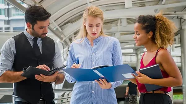 The Ultimate Internship Guide