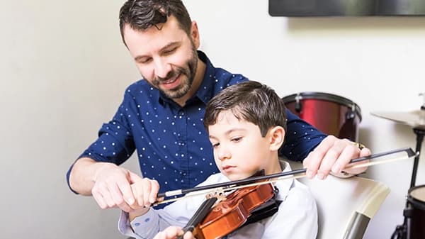 How 1-on-1 violin lessons helped Jake improve string crossings and hand posture