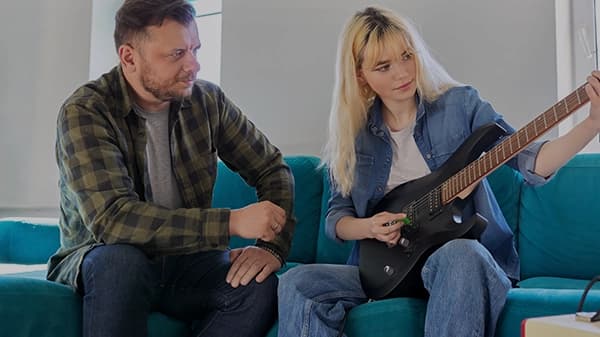 Best guitar teachers in Detroit: Top 1-on-1 guitar teachers, costs & how to choose