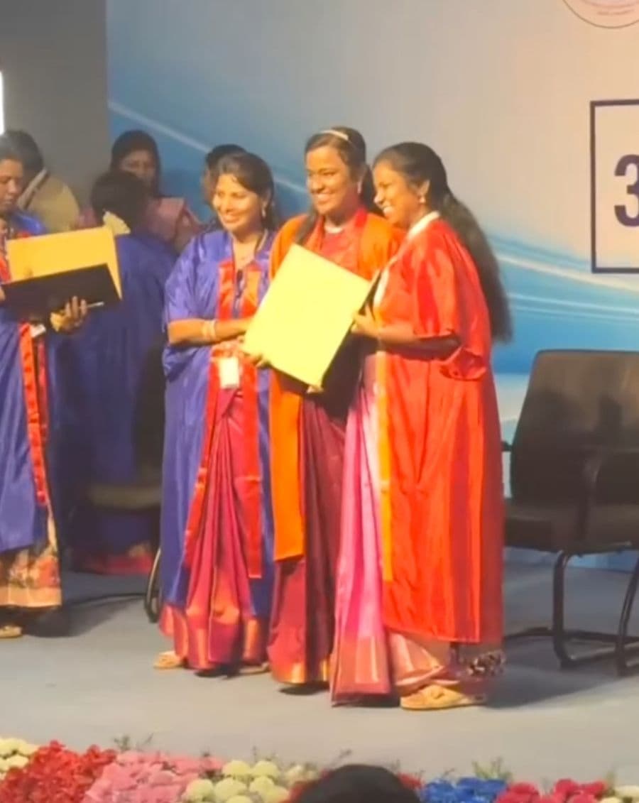 Shiney graduated from Sathyabama Institute of Science and Technology 