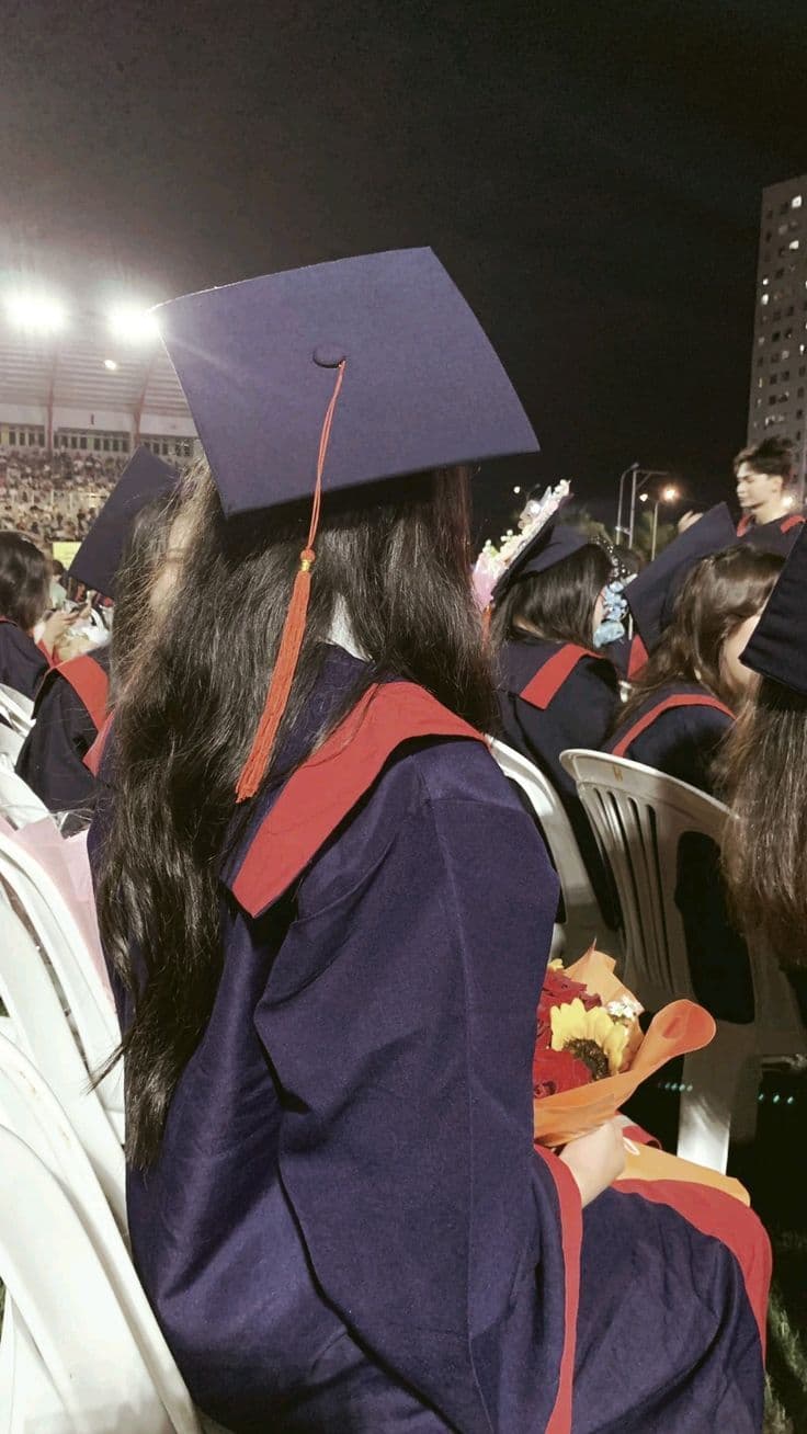 Vanshika  graduated from Humber college 