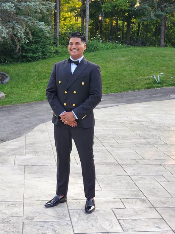 Profile photo of Vikash, Science tutor at Wiingy