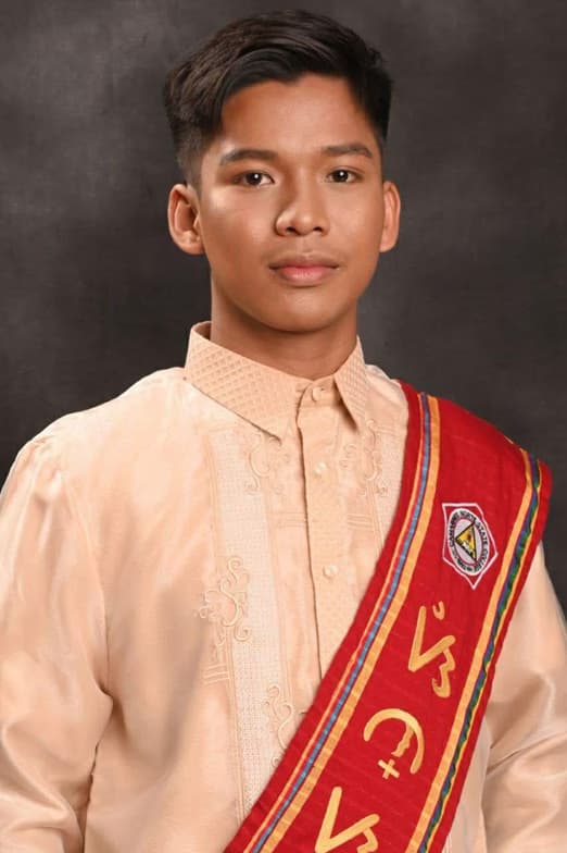 Graduation ceremony photo of Gabriel 