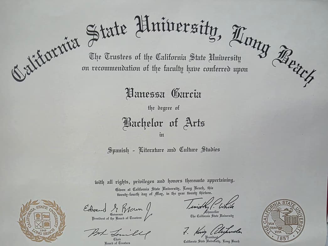 Verified degree or teaching certification of Vanessa 