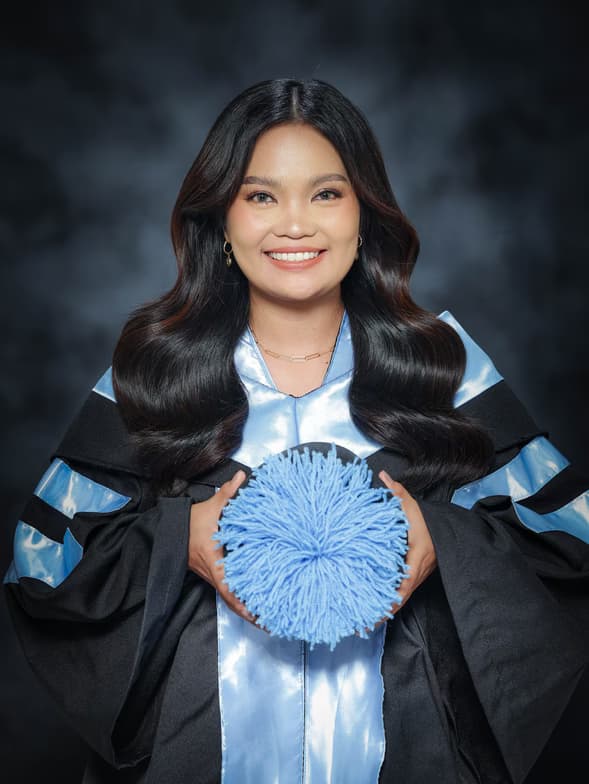 Graduation ceremony photo of Tricia