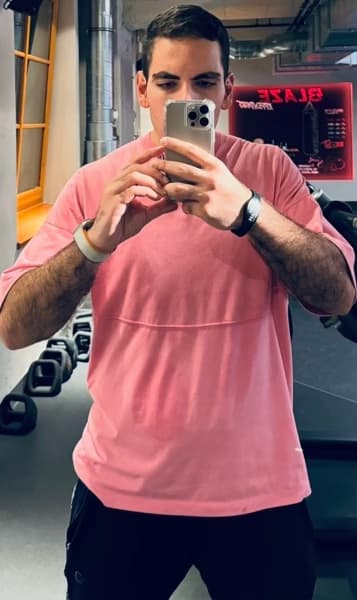 Profile photo of Kadir , Mathematics tutor at Wiingy 