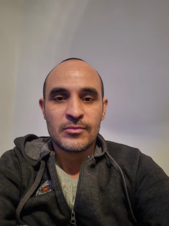 Profile photo of Kamel , French tutor at Wiingy