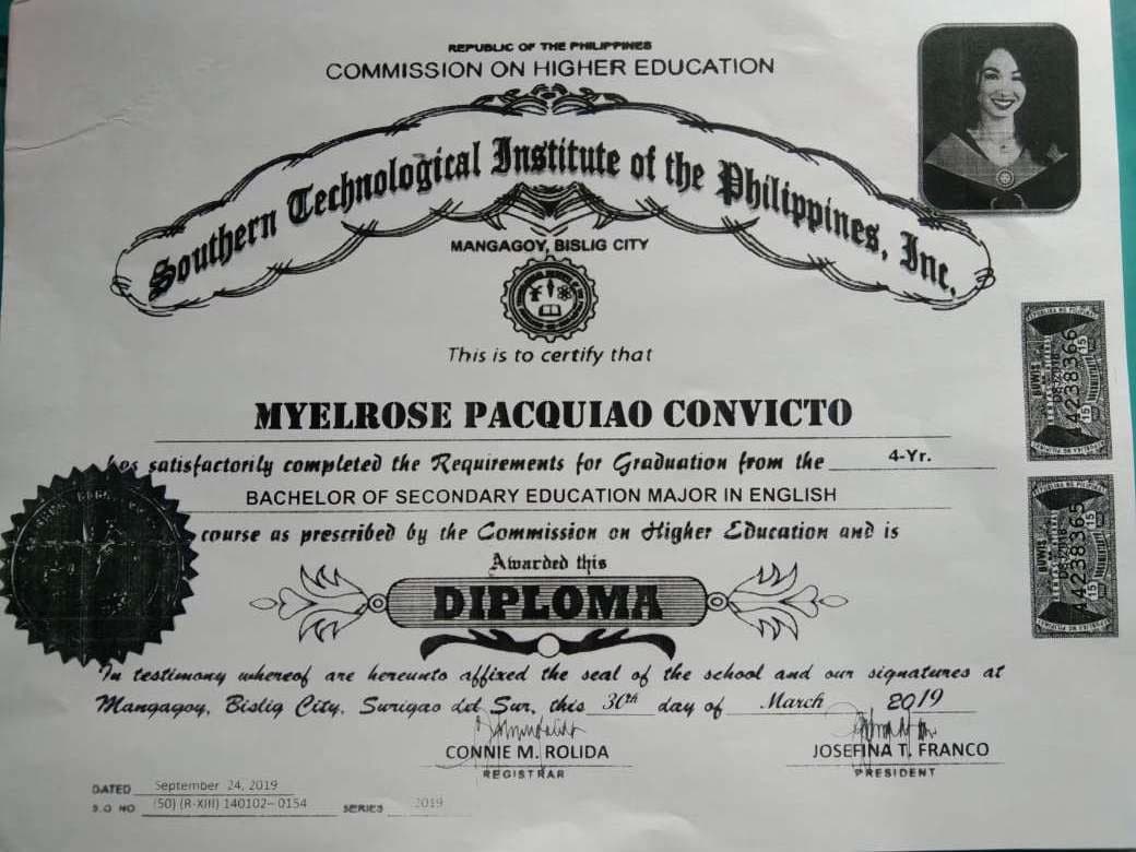 Verified degree or teaching certification of Myelrose 