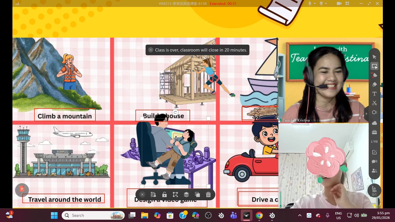 Maria Kristina conducting a lesson 