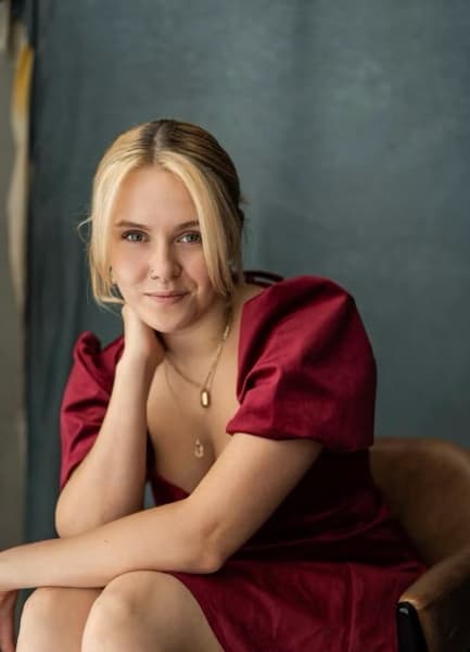 Profile photo of Emily , Singing tutor at Wiingy 