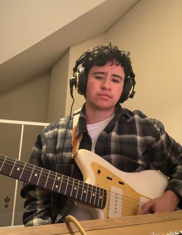 Profile photo of Daniel, English tutor at Wiingy 