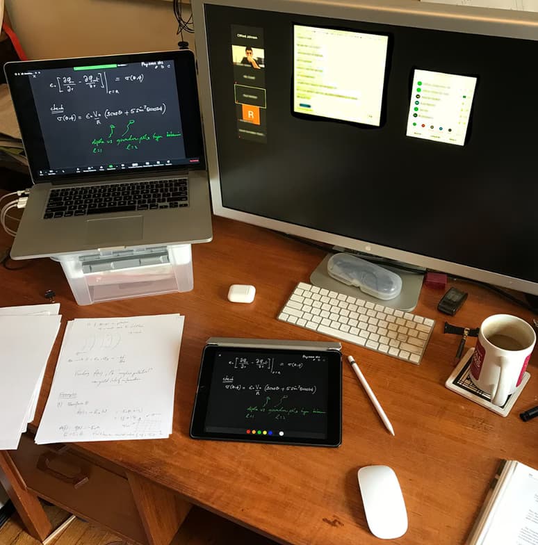 Teaching setup of Anshul  for private tutoring 