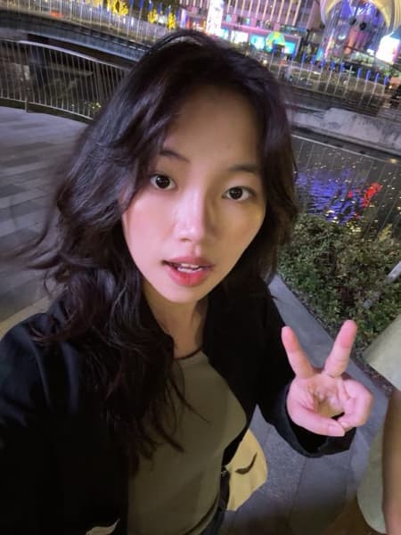 Profile photo of Steny, Singing tutor at Wiingy 