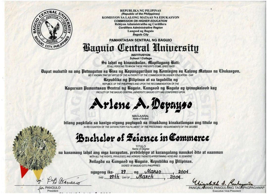 Verified degree or teaching certification of Arlene 