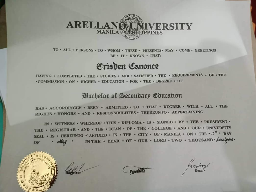 Verified degree or teaching certification of Crisden 