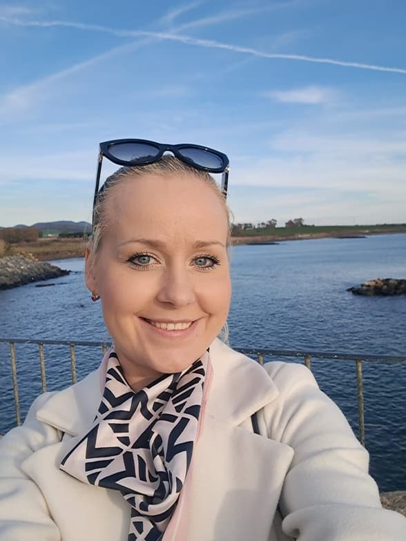 Profile photo of Marharyta, English tutor at Wiingy 