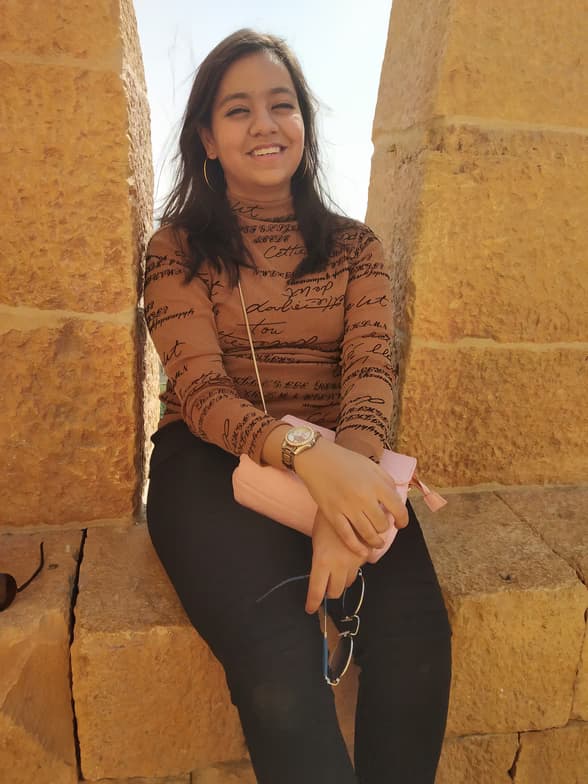 Profile photo of Saanvi, English tutor at Wiingy 