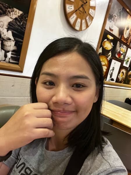 Profile photo of Ronamy Christelle , Physics tutor at Wiingy 