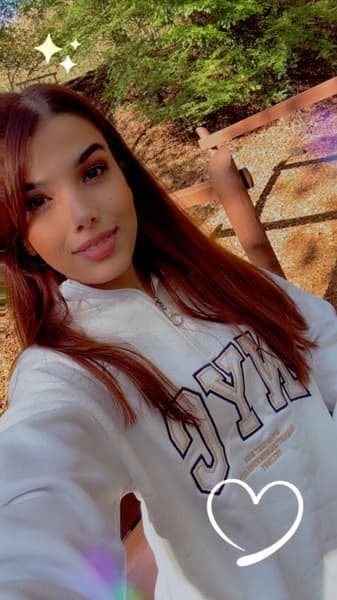 Profile photo of Farah, Piano tutor at Wiingy