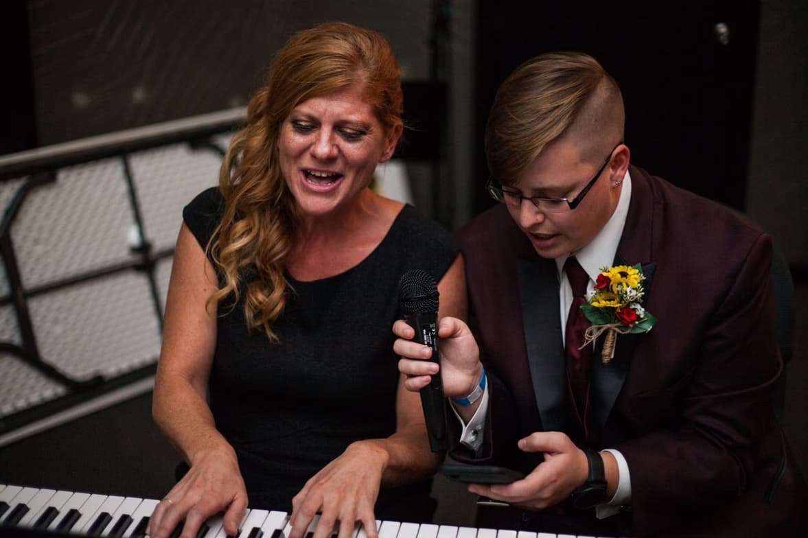 Profile photo of Rochelle, Singing tutor at Wiingy 