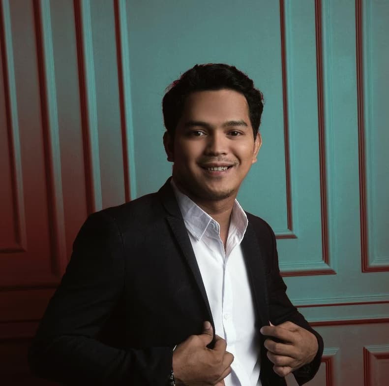 Profile photo of Edmund Jr, Singing tutor at Wiingy 