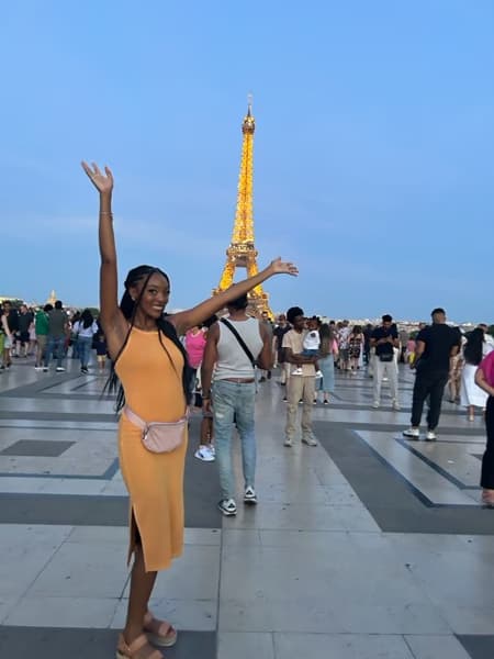 Travel snapshot of Charis  during a trip 