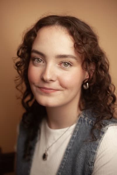 Profile photo of Lucy , Singing tutor at Wiingy 