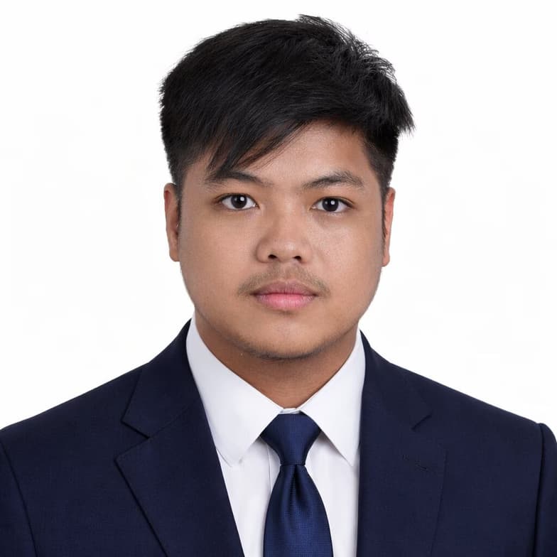 Profile photo of Iverson, Piano tutor at Wiingy