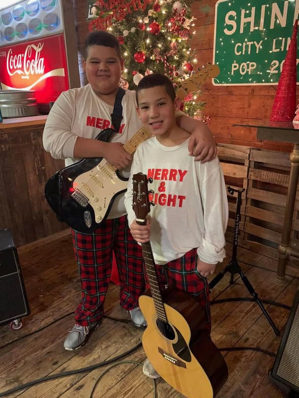 Joshua conducting a lesson 