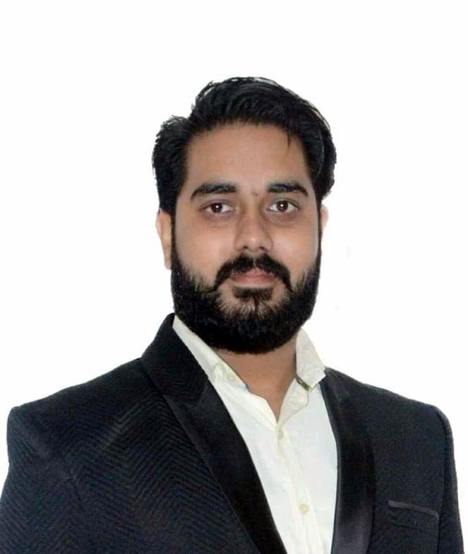 Profile photo of Vivek, Mathematics tutor at Wiingy 