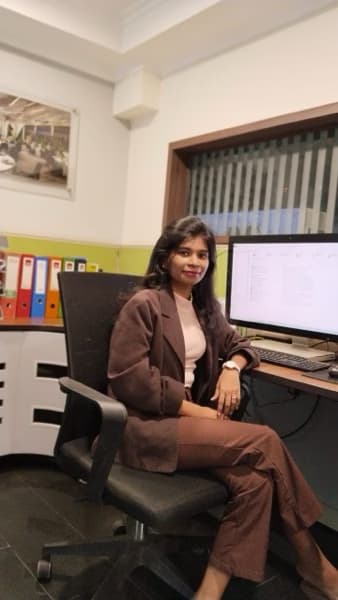 Profile photo of Roofiya, Architecture tutor at Wiingy