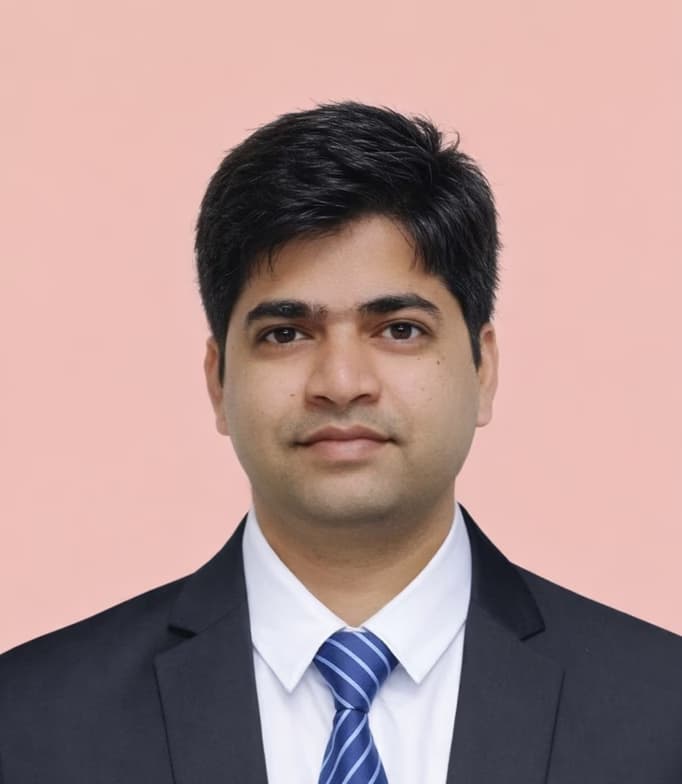 Profile photo of Vasu Venkatesh, Physics tutor at Wiingy