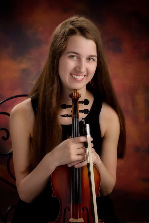 Profile photo of Jessie, Violin tutor at Wiingy 