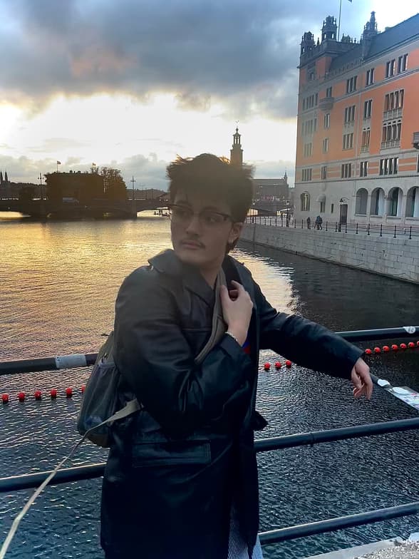 Travel snapshot of Jude during a trip 