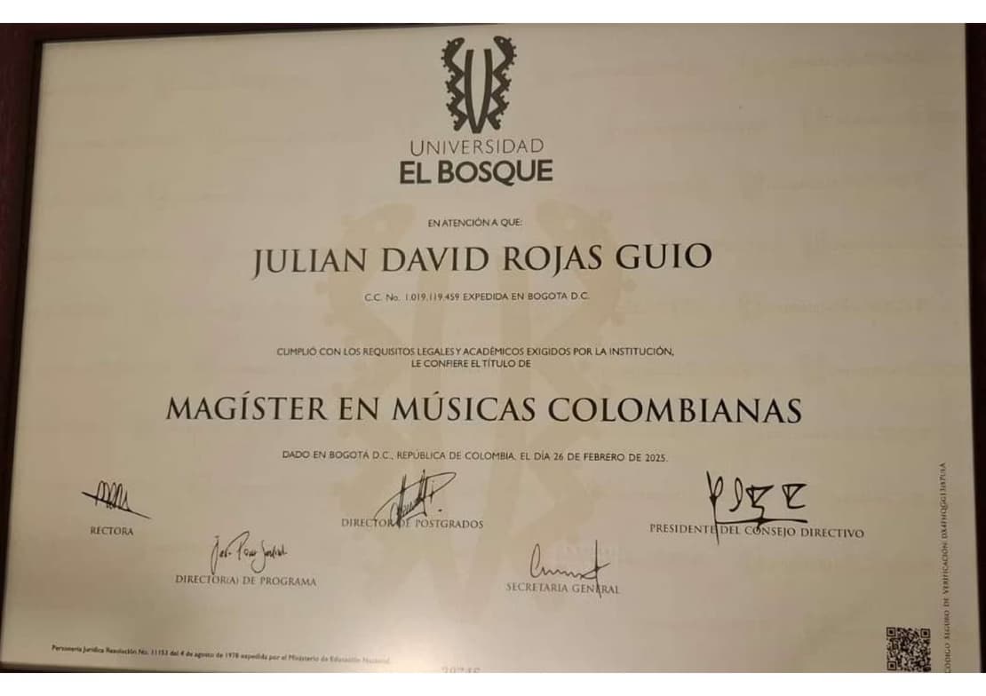 Verified degree or teaching certification of Julian 