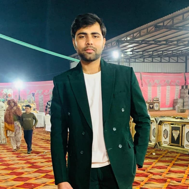 Profile photo of Prateek , Mathematics tutor at Wiingy 