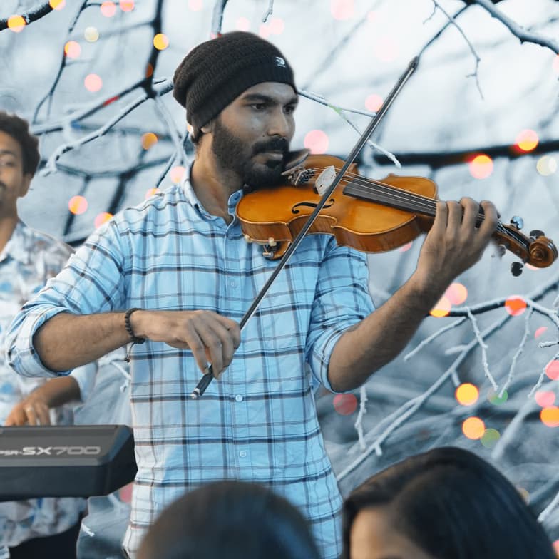 Profile photo of Sibin, Violin tutor at Wiingy 