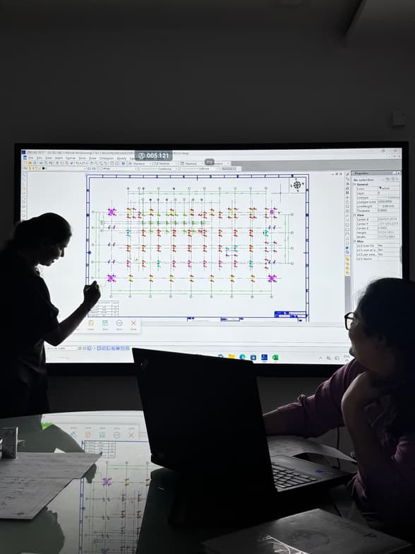 Pratiksha conducting a lesson