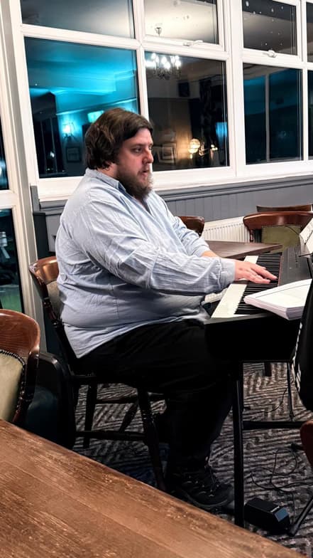 Profile photo of Matthew, Piano tutor at Wiingy 