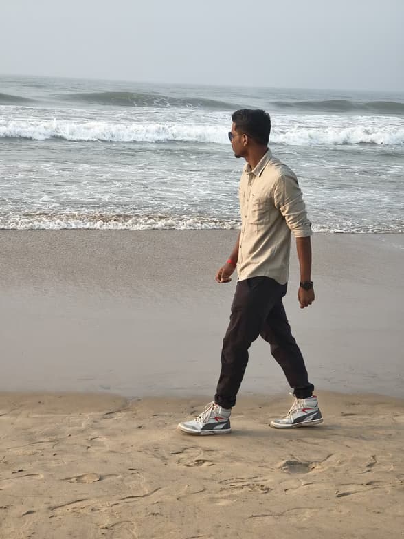 Travel snapshot of Prashant during a trip 