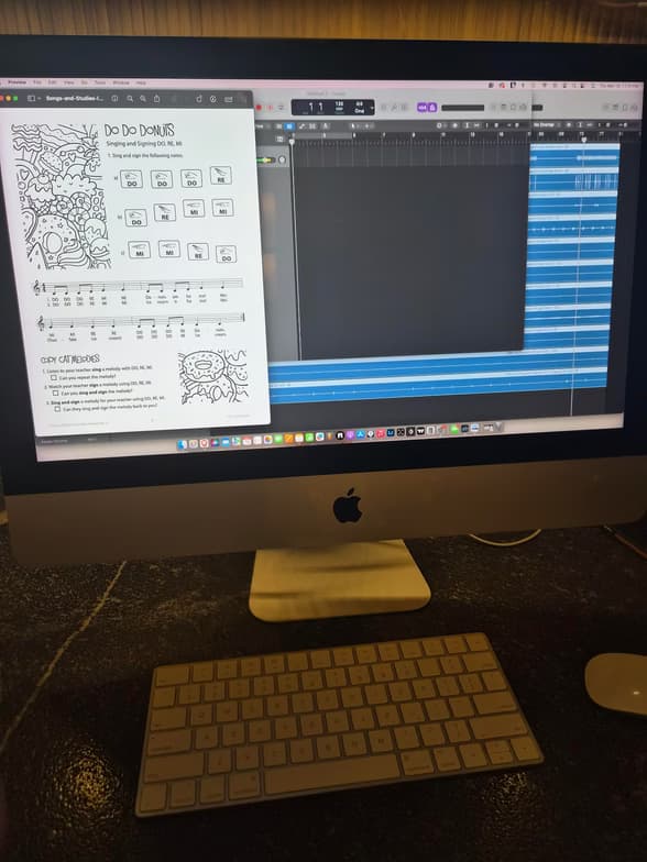 Teaching setup of Amy for private tutoring 