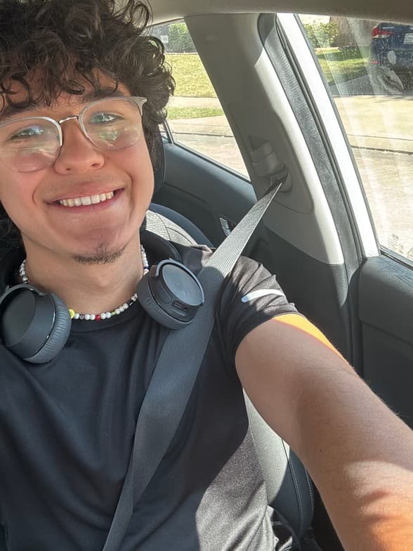 Profile photo of Santiago , Violin tutor at Wiingy 