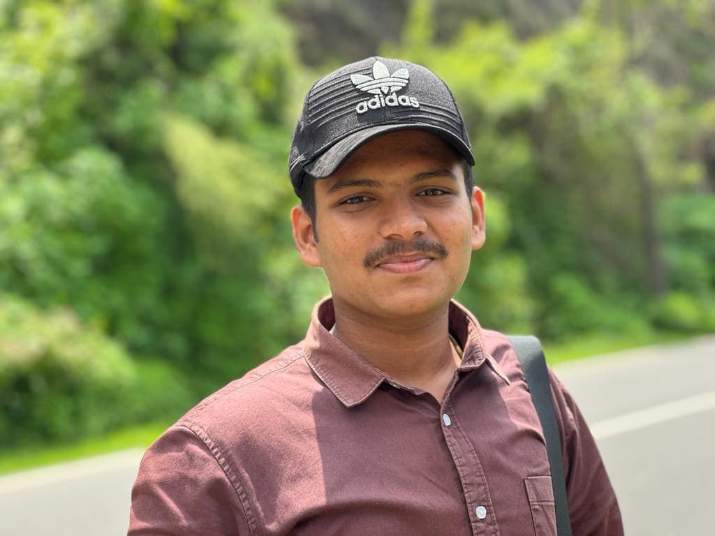 Profile photo of Emil , Mathematics tutor at Wiingy 