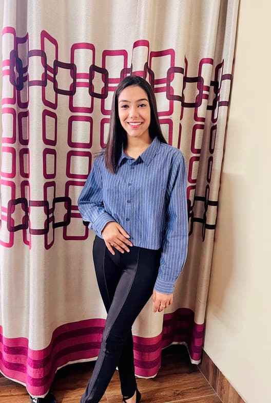 Profile photo of Kanu Priya, Economics tutor at Wiingy 