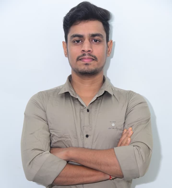 Profile photo of Ravindra, Computer Science tutor at Wiingy 