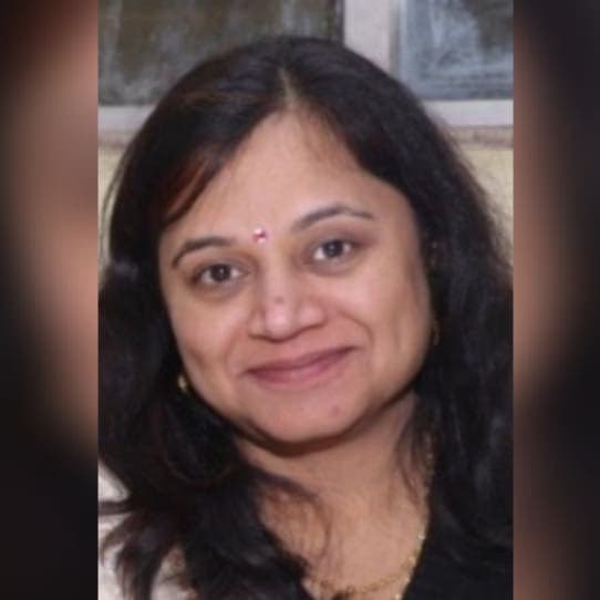 Profile photo of Dr. Puja, Economics tutor at Wiingy 
