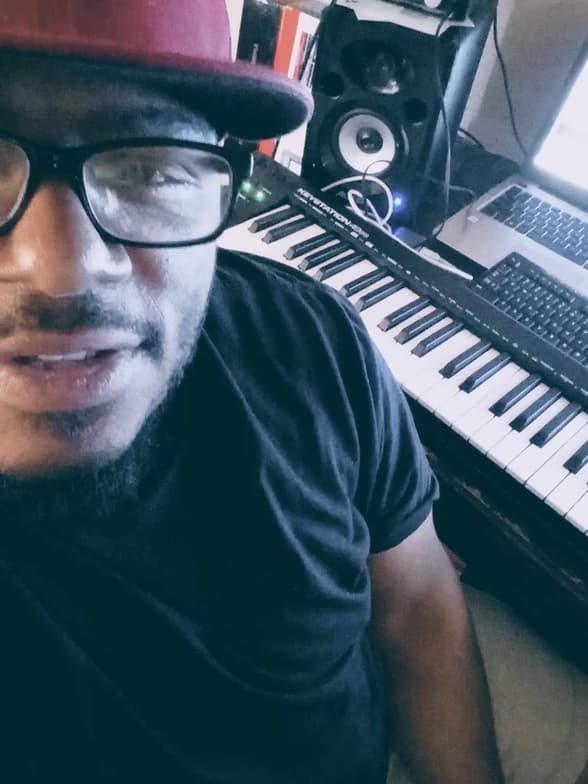 Profile photo of Levell, Music tutor at Wiingy 