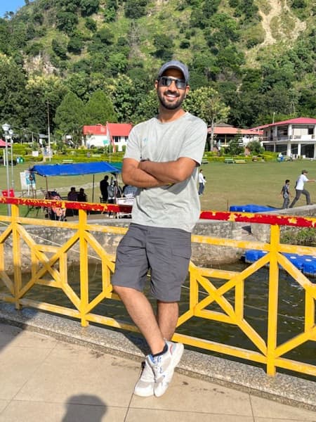 Profile photo of Ashish, Mathematics tutor at Wiingy 