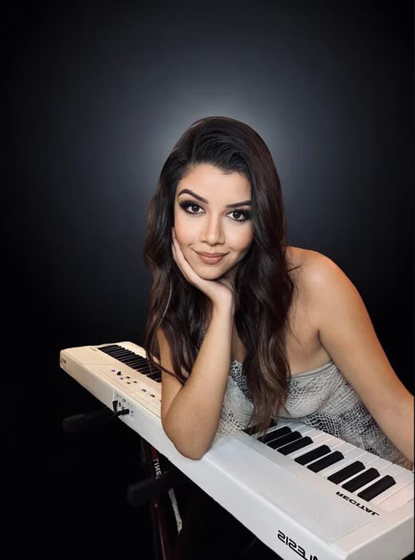 Profile photo of Sev, Piano tutor at Wiingy